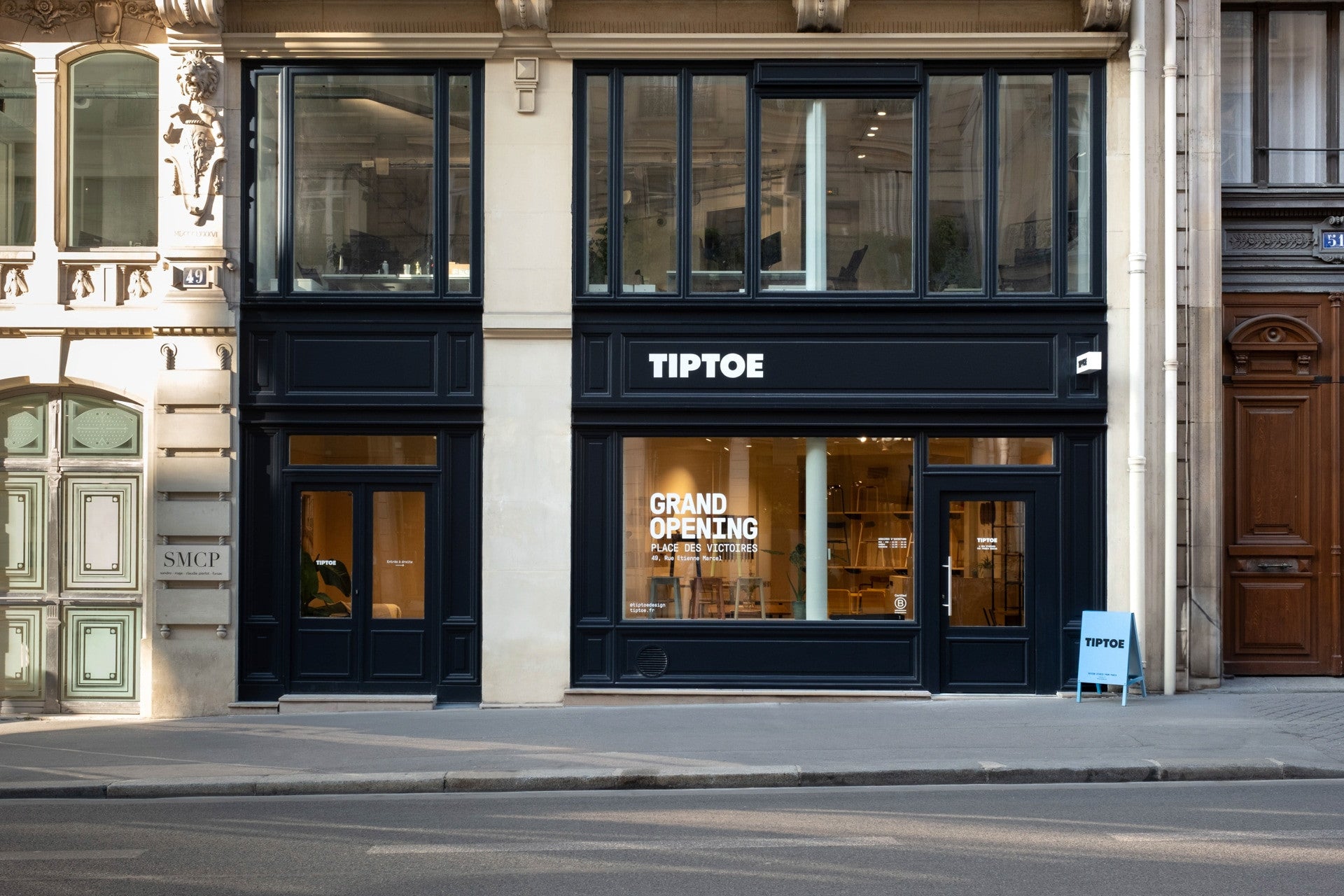 CamilleHuguenot_Tiptoe_PlaceDesVictoires_Web-1