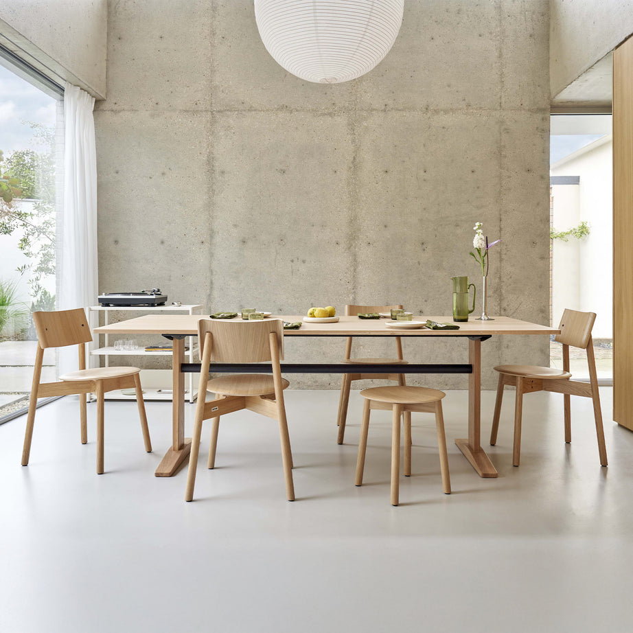 POST dining table - eco-certified wood